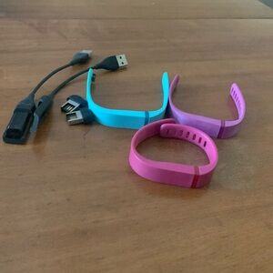 Original Fitbit Flex with 3 bands, 2 chargers and 2 dongles.